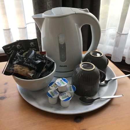 Fairways Guest House Кембридж Экстерьер фото